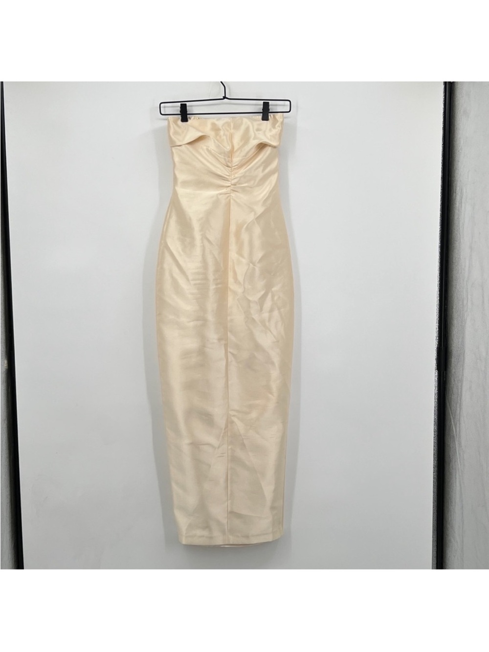 Reformation Luda Dress in cream Butter Strapless Cream Midi wedding size 4 - Picture 6 of 8
